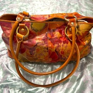 Maurizio Taiuti Italian floral leather shoulder bag